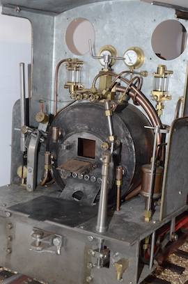5" Maxitrak Ruby 0-4-0 small live steam tank loco for sale.