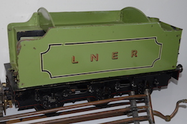 tender 3.5" Green Arrow LNER Class V2 2-6-2 live steam loco for sale